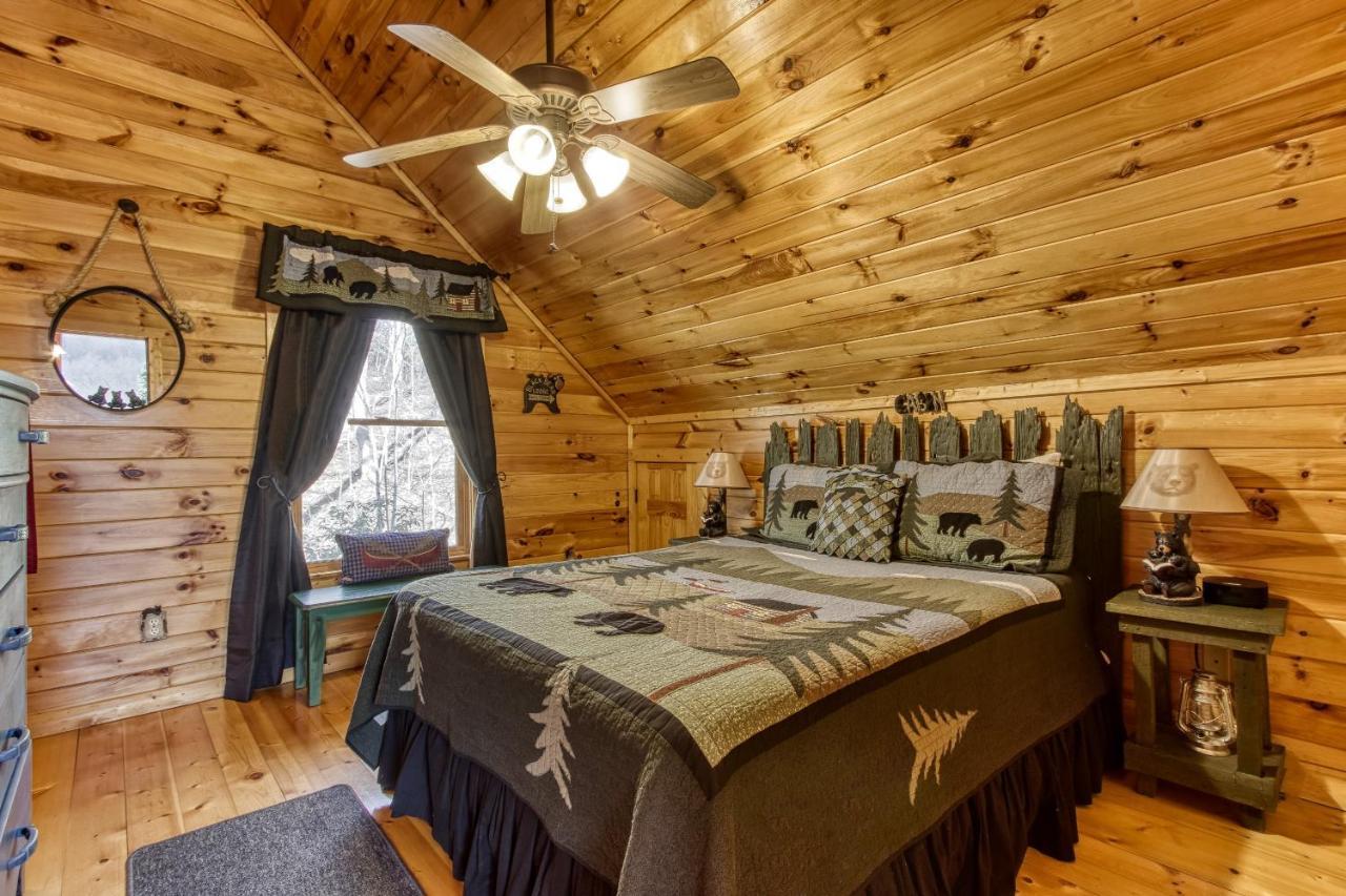 Magical Moments, Hot Tub, Wifi, 1089 Free Tickets Each Paid Day, Dollywood And More جاتلينبرج المظهر الخارجي الصورة