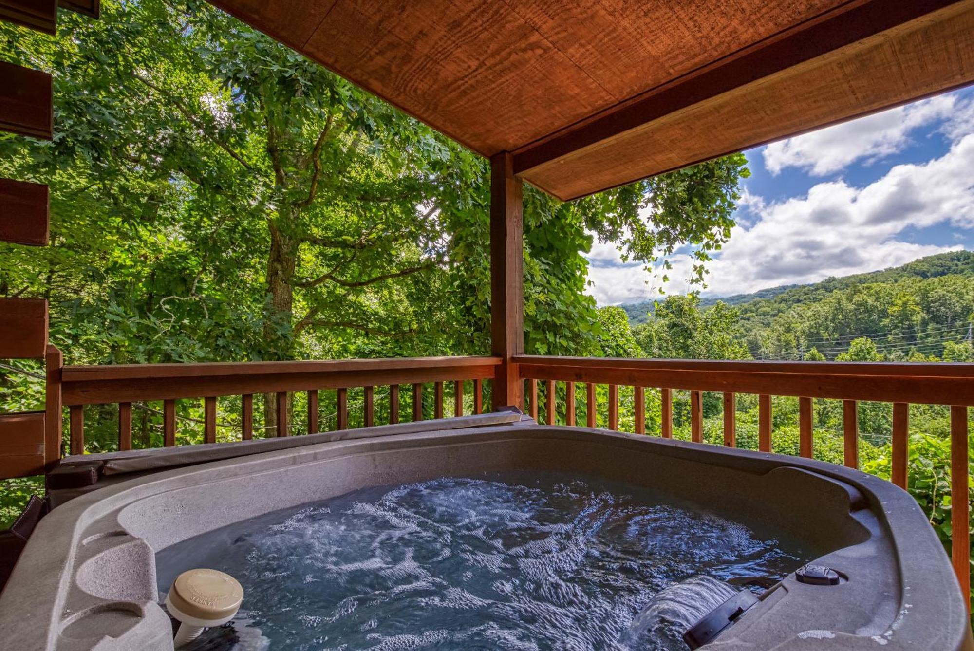 Magical Moments, Hot Tub, Wifi, 1089 Free Tickets Each Paid Day, Dollywood And More جاتلينبرج المظهر الخارجي الصورة
