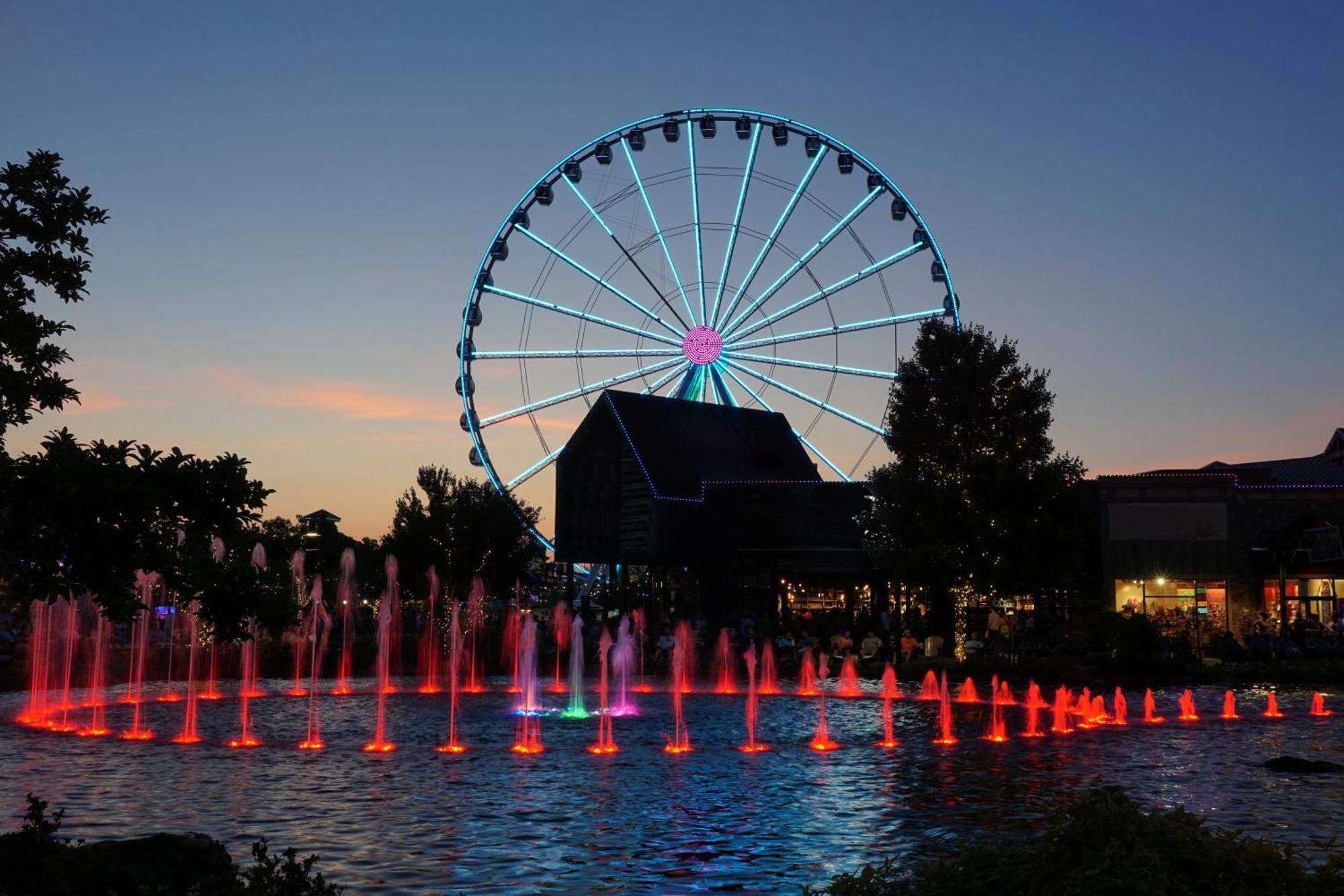 Magical Moments, Hot Tub, Wifi, 1089 Free Tickets Each Paid Day, Dollywood And More جاتلينبرج المظهر الخارجي الصورة